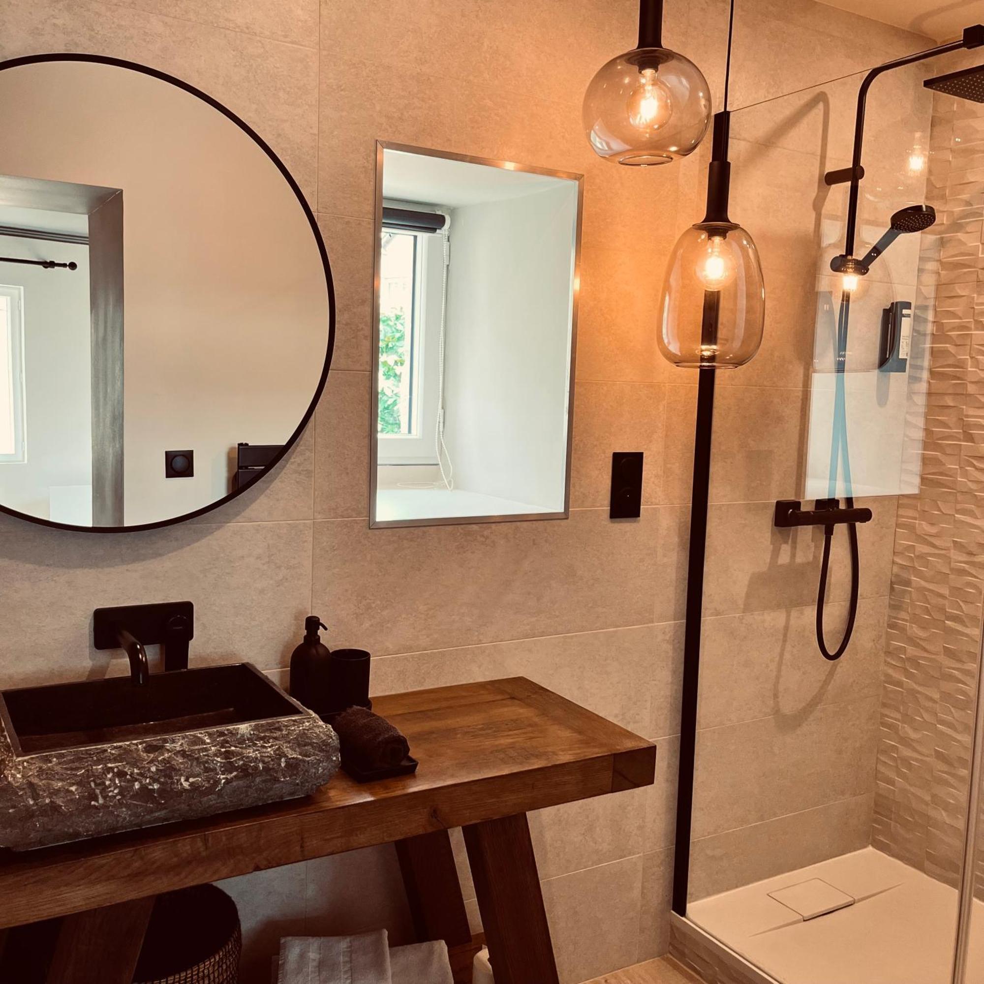 Hotel Rive Sud チノン エクステリア 写真